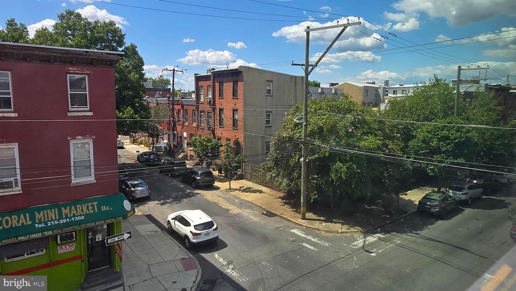 Foto principal - 2033 E York St