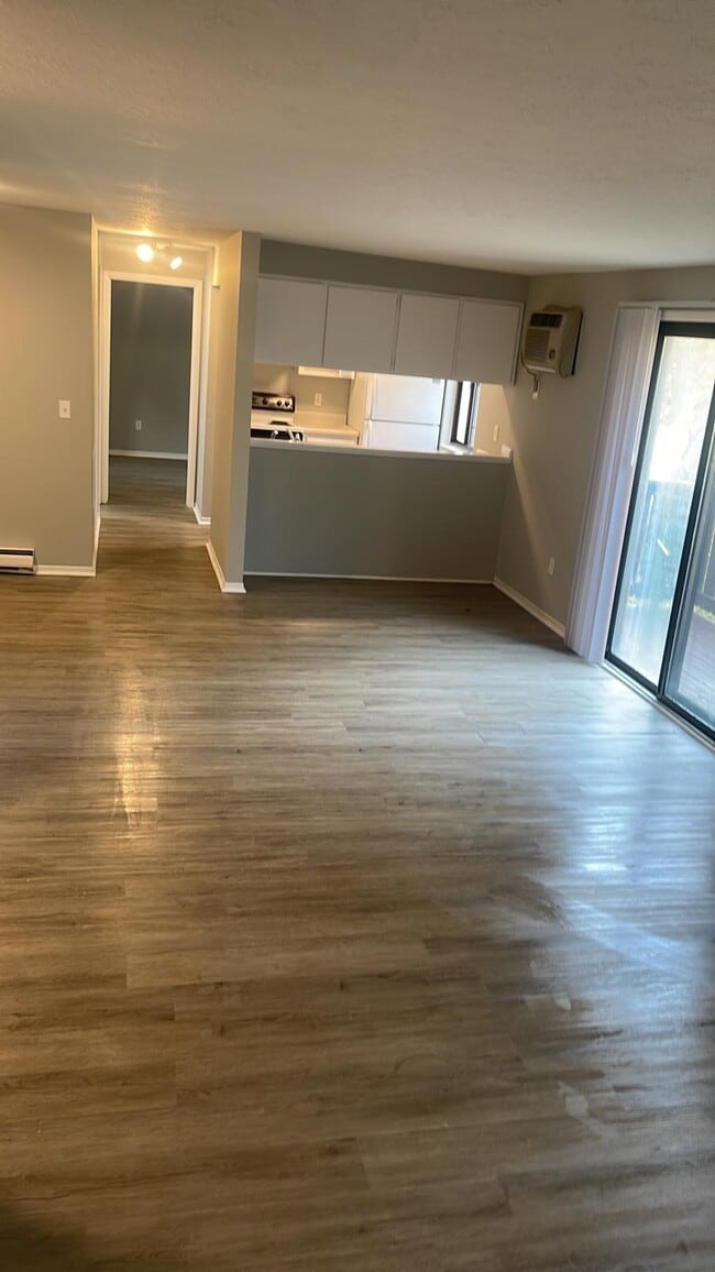 Foto del edificio - 124 Fox Hill Ln