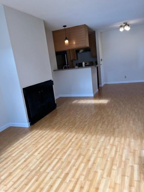 Building Photo - 382 Imperial Way #5