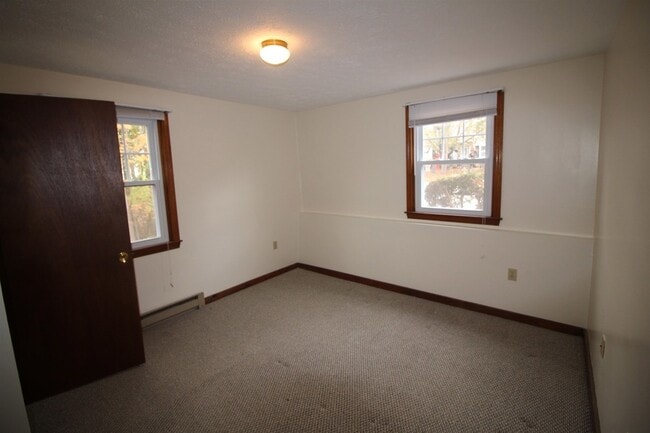 Building Photo - 84 Franklin St