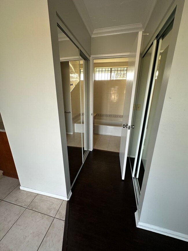 Foto del edificio - 717 W 214th St