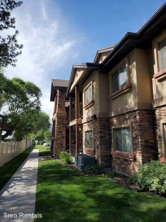 3 br, 2 bath House 12215 S. 670 E. 102 House for Rent in Draper