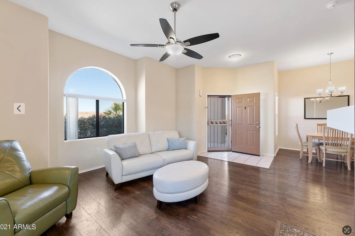 Foto principal - 16354 E Palisades Blvd