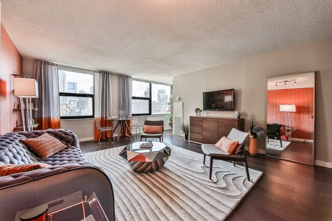 Foto del edificio - 35 W Huron St