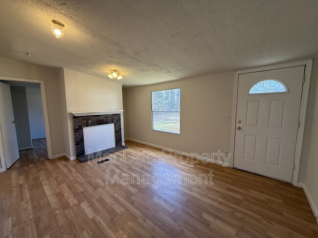 Foto del edificio - 3611 Shirleys Hill Rd