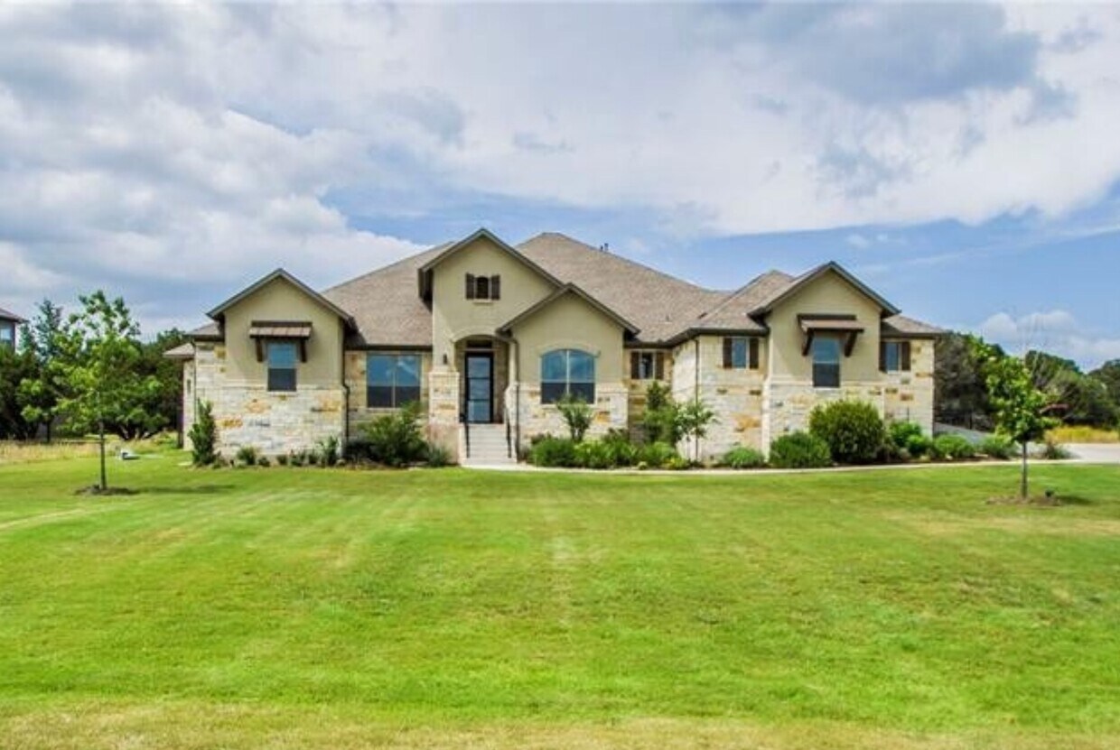 Foto principal - 1231 Hawthorne Loop