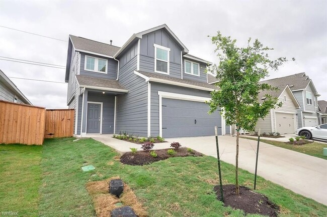 Building Photo - 209 Majestic Cedar Dr