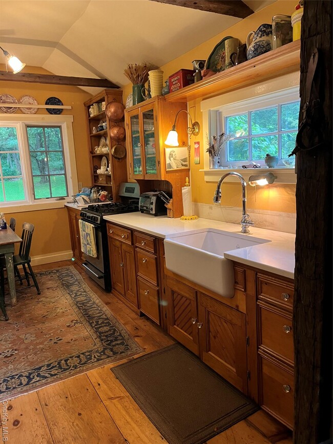 Building Photo - 43 McManus Terrace