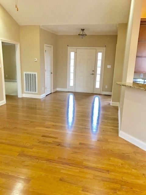 Building Photo - Maryville City 37801 - 4 bedroom 3 bath - call Dick Cutler 865-254-1940