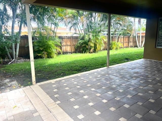 Foto del edificio - 8831 NW 10th St