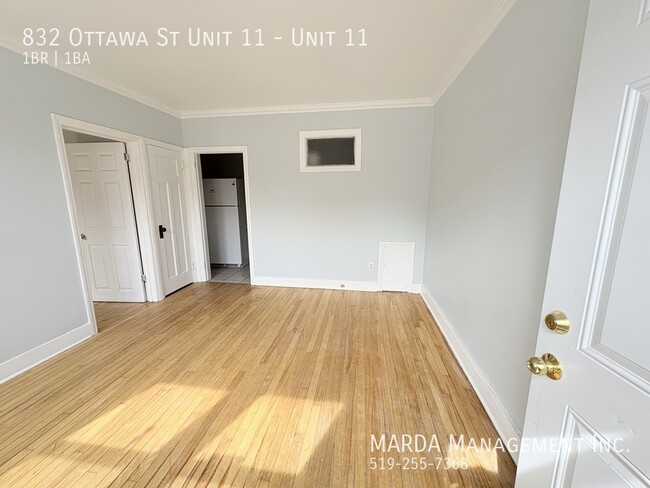 Building Photo - COZY 1 BED/1BATH UNIT RIGHT ON OTTAWA ST! + HYDRO