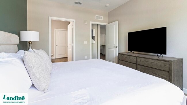 Foto del edificio - 215 Hunters Lk Wy