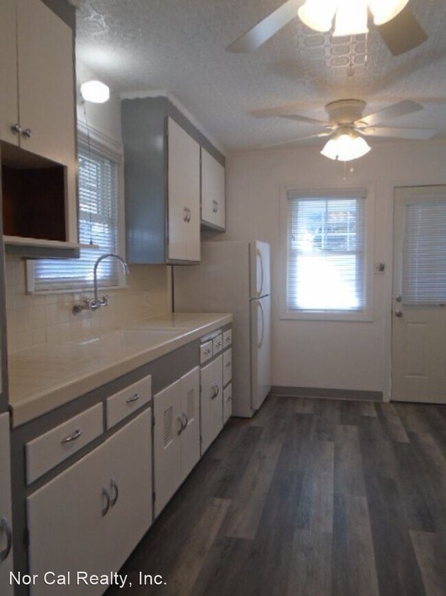 Building Photo - 1 br, 1 bath House - 1118 Elgin Street