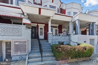 Building Photo - 428 S 56th St