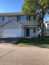 Building Photo - 525 Tanager Path