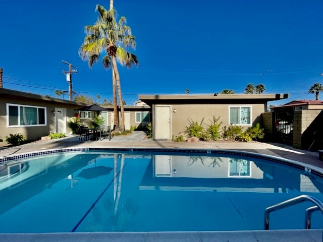 Foto principal - 45421 Sunset Ln