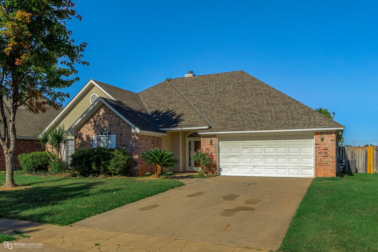 114 Heritage Dr, Bossier City, LA 71112 House Rental in Bossier City, LA