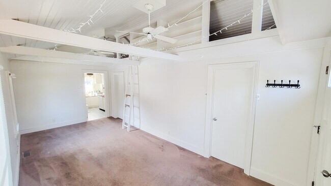 Foto del edificio - 2351 Ashland St