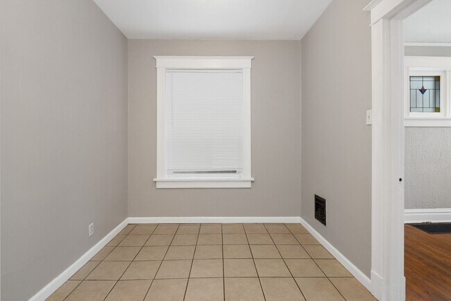 Foto del edificio - The Triadic Trifecta