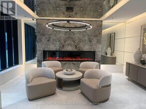 Building Photo - 5858 Yonge St