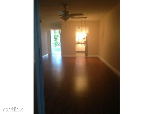 Building Photo - 1200 Tallwood Ave