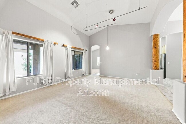 Foto del edificio - 29230 N 50th Pl