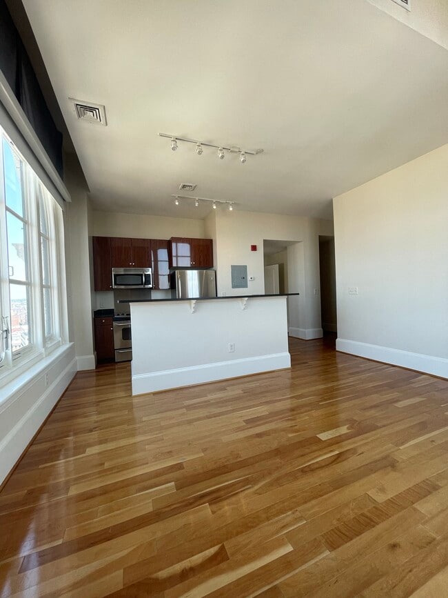Interior Photo - The Apartments at Charles Plaza