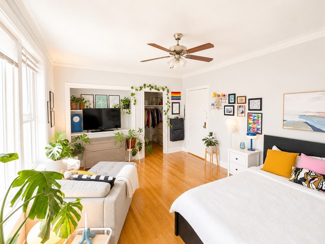 Foto del edificio - 1635 W Morse Ave