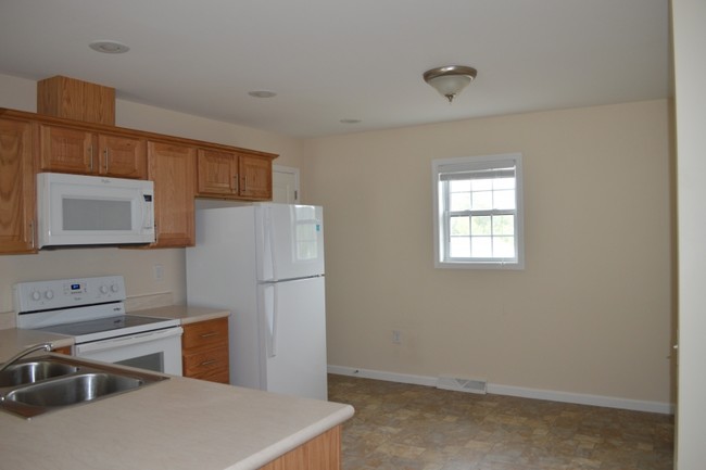 Foto del edificio - 37 Rudd Farm Dr