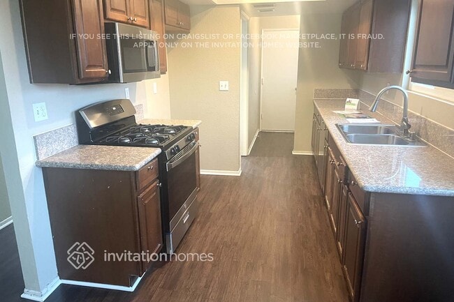 Foto del edificio - 5794 N E St