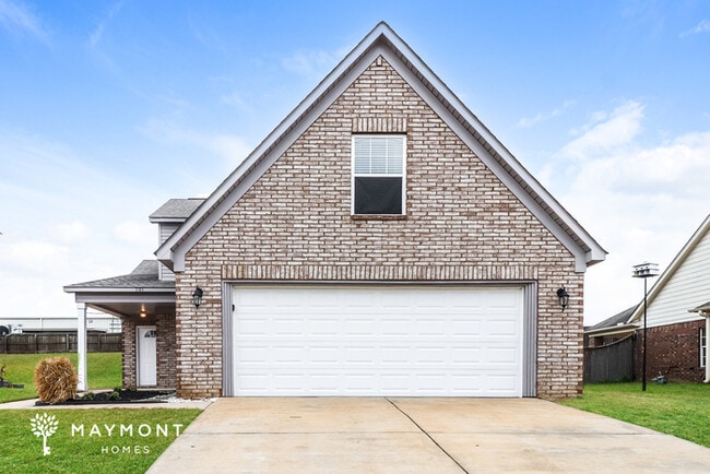 Building Photo - 101 Switchgrass Cove