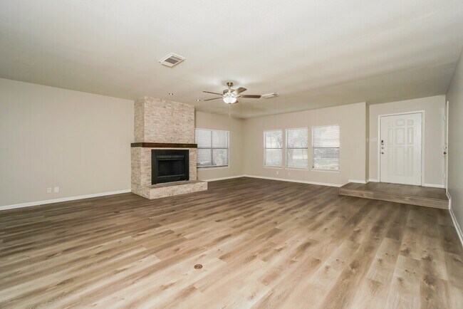 Foto del edificio - 3438 Maitland