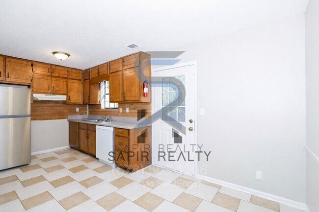 Foto del edificio - 320 Sprucewood Ct