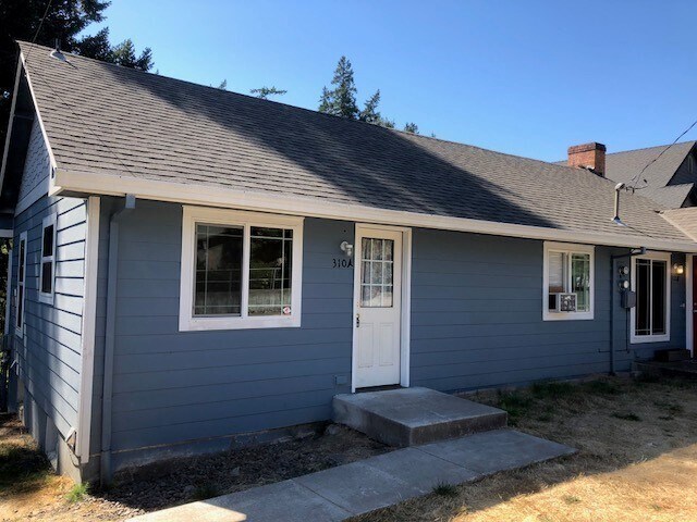 Foto del edificio - Unique 1 Bed, 1 Bath Apartment- Great Location!