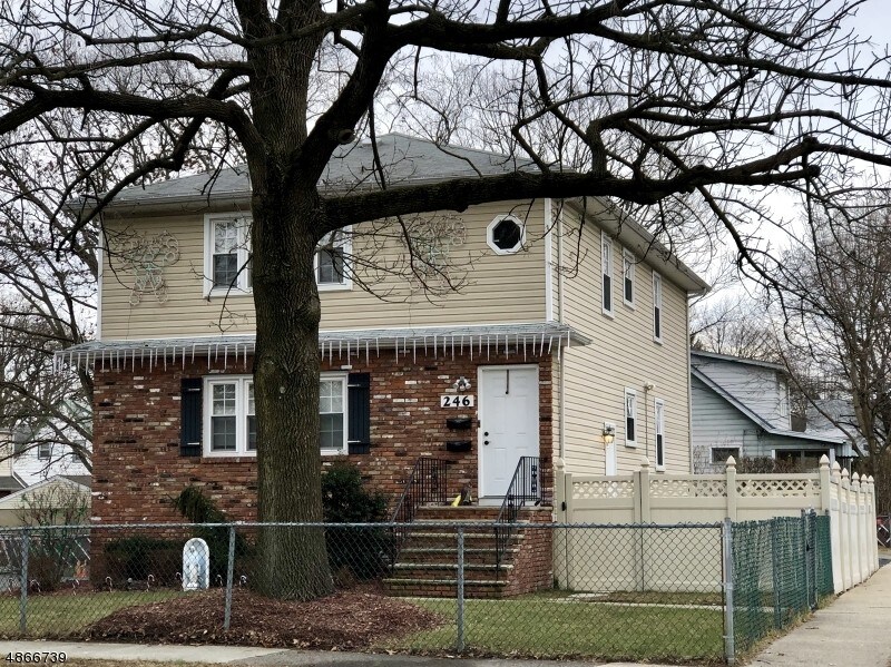 Primary Photo - 246 Paterson Ave