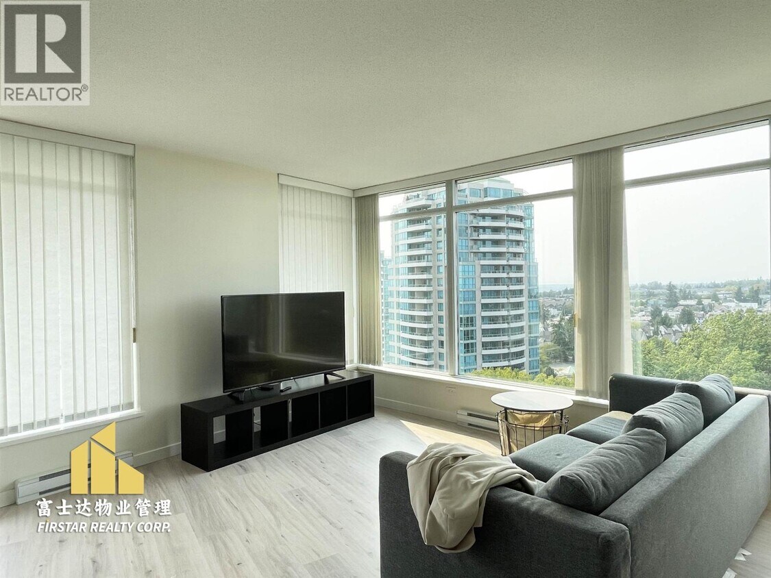 Photo principale - 6688-6688 Arcola St