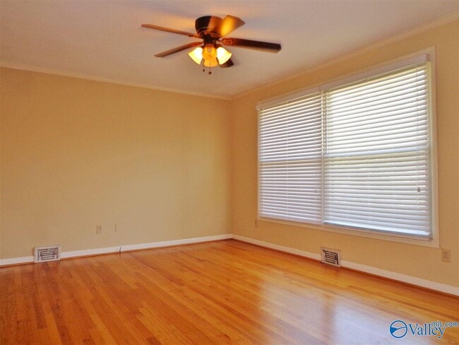 Foto del edificio - 7705 Holland Dr SW