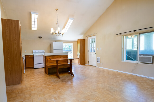 Foto del edificio - 25399 Lamb Rd