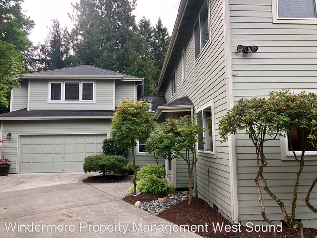 Building Photo - 20606 Chief Sealth Dr NE