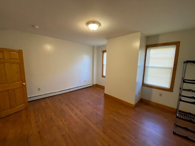 Foto del edificio - 139 Cherry St