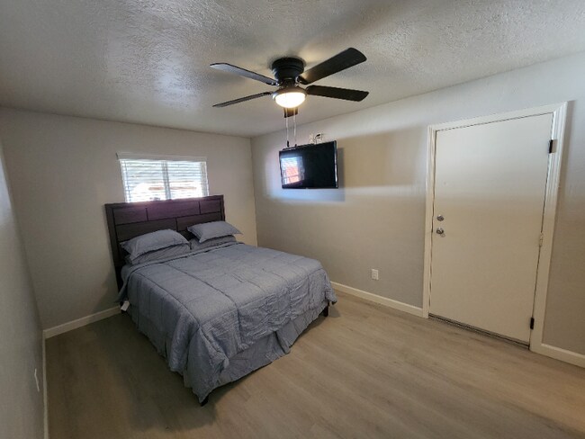 Photo - 1924 Hardt St House