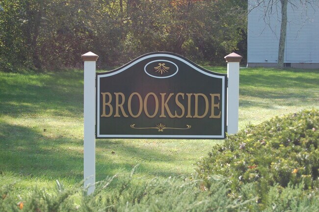 Foto del edificio - 59 Anderson Rd