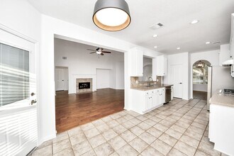 Building Photo - 3014 Northshire Ct