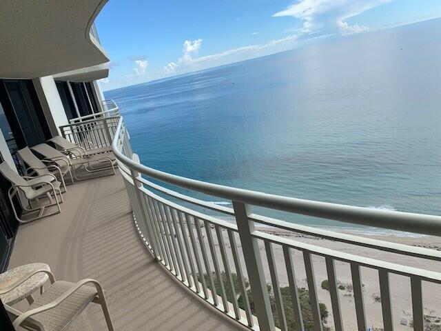 Building Photo - 3000 N Ocean Dr