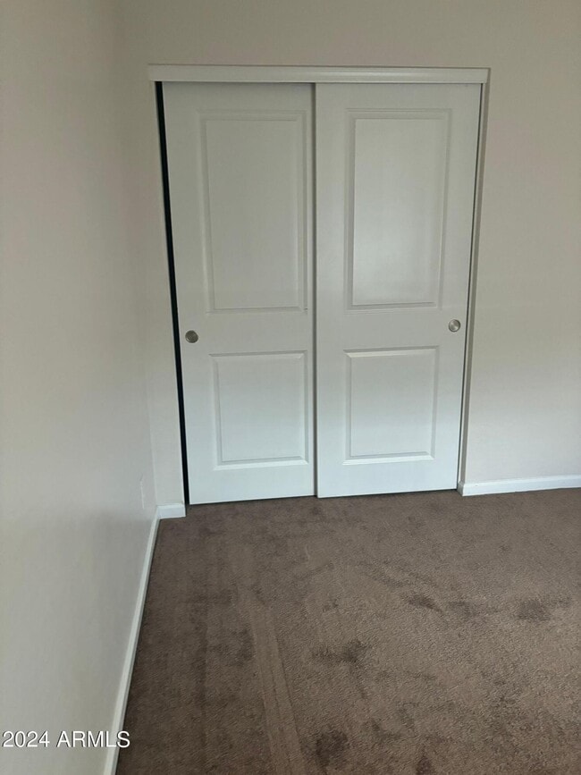 Foto del edificio - 2002 E Brooklyn Dr