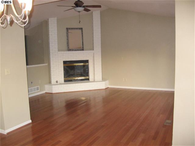 Foto del edificio - 1117 Red Oak Ct