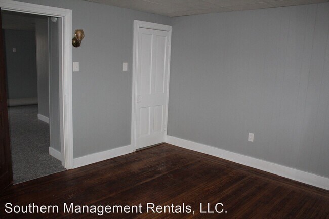 Building Photo - 1 br, 1 bath House - 8 Henrietta St. 1st F...