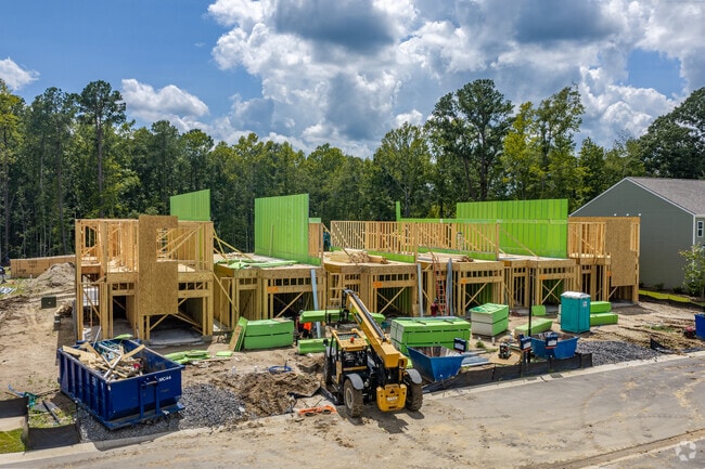 Building Photo - Central Townhomes
