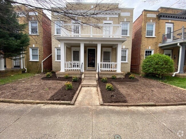Building Photo - 3143 Ellwood Ave