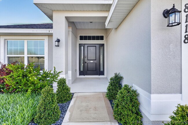 Building Photo - 8118 Merano Ave